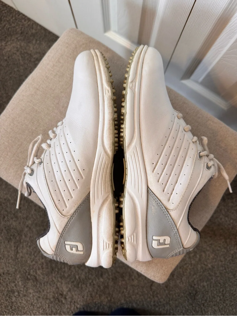 FootJoy FJ Men’s White/Gray Athletic Golf Casual Shoes Size 8.5 Lace Up